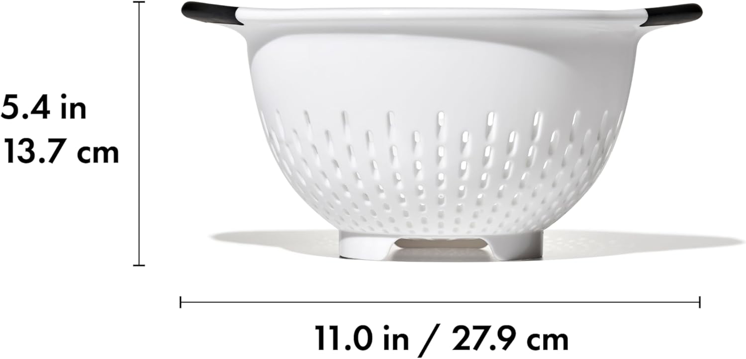 OXO Good Grips 3 QT Plastic Colander